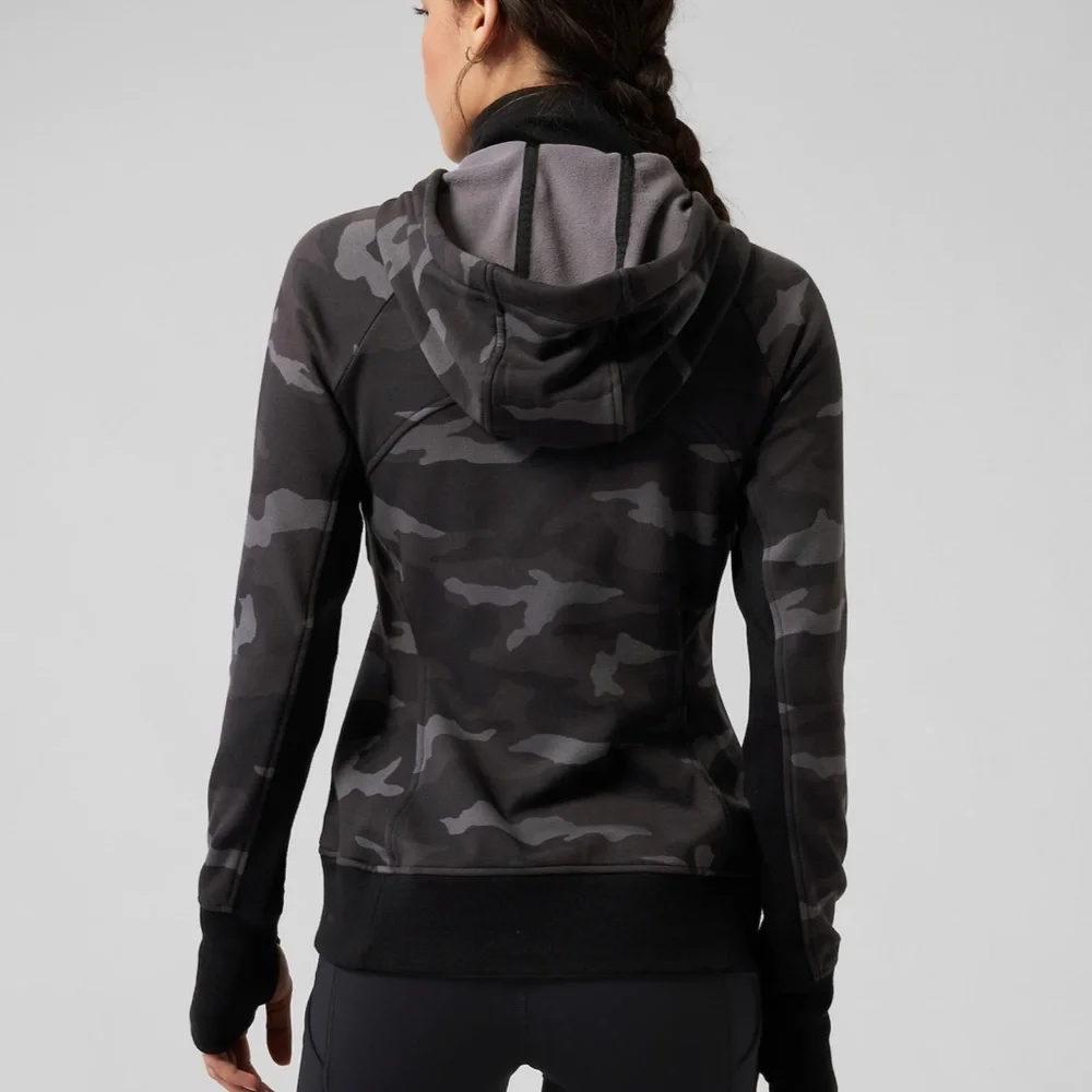 EUC Athleta Triumph Printed Hoodie - SIZE SMALL - Picture 2 of 9